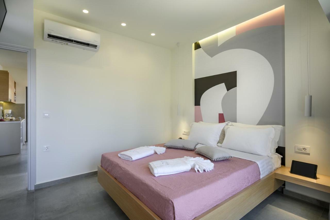 Athina Suites Luxury Suites Near The Sea Platanias ปลาเตเนียส ภายนอก รูปภาพ